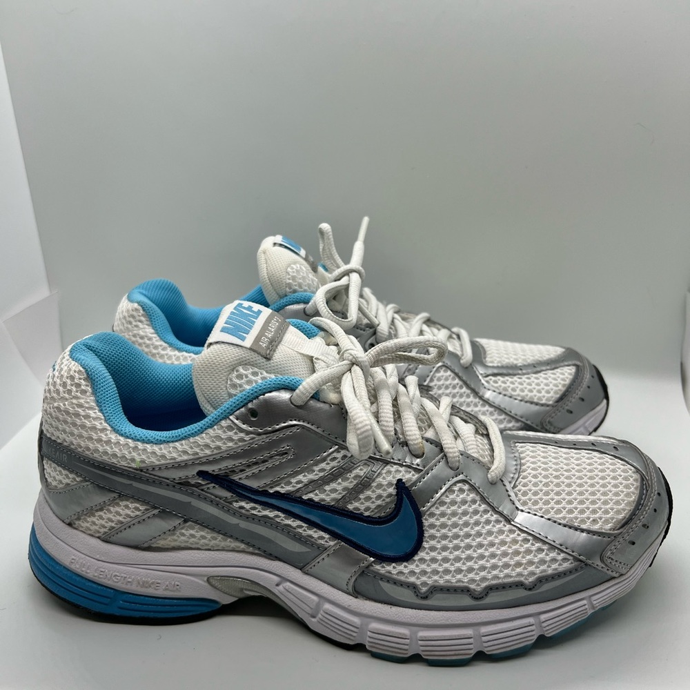Nike Air White and Blue Sneakers Size 7.5